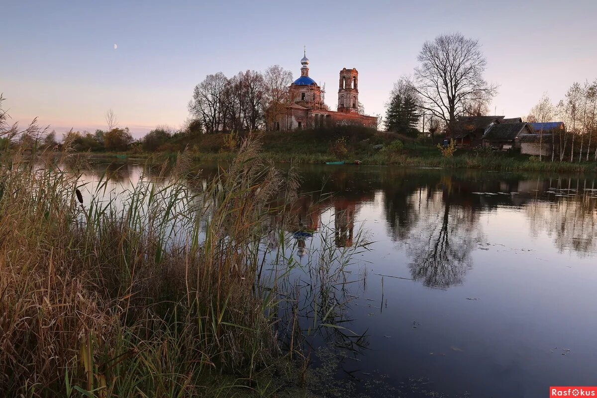 Николо перевоз. Церковь рождества пресвятой богородицы в николо-перевозе. Село николо перевоз. Погост николо перевоз. Николо-перевоз ярославская.