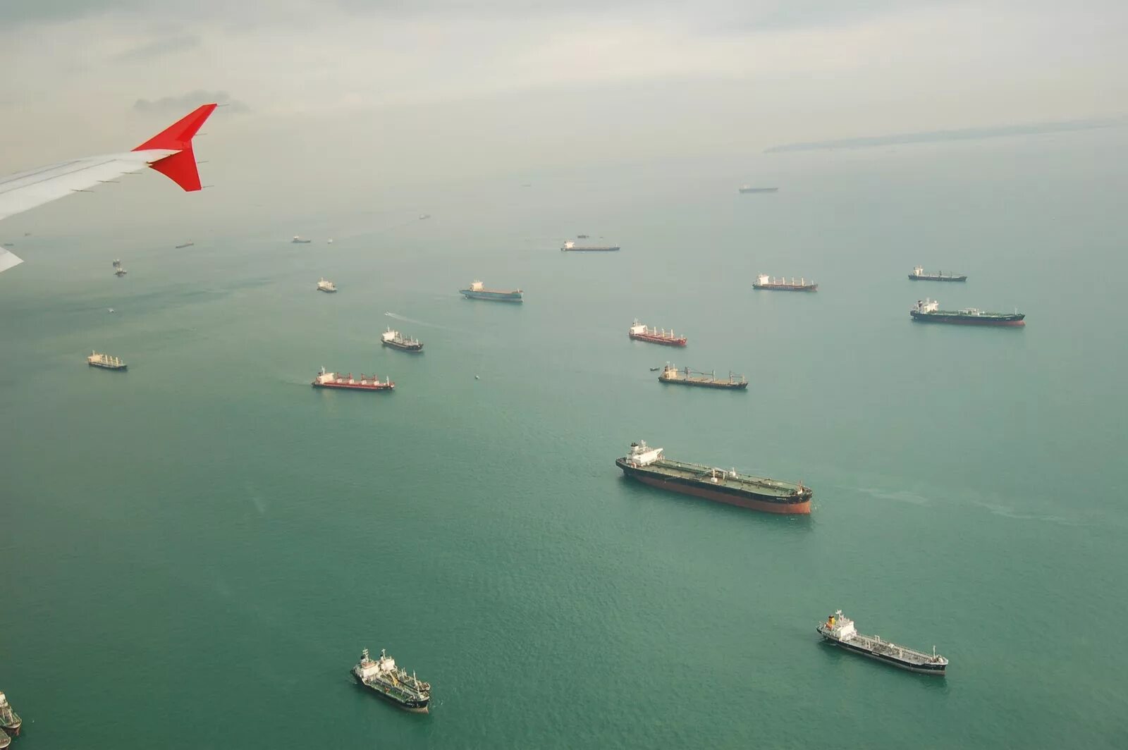 гибралтарский пролив геркулесовы столбы. круиз в антарктиде на яхте. гибралтарский пролив 1914. мессинский пролив. керченский пролив переправа.