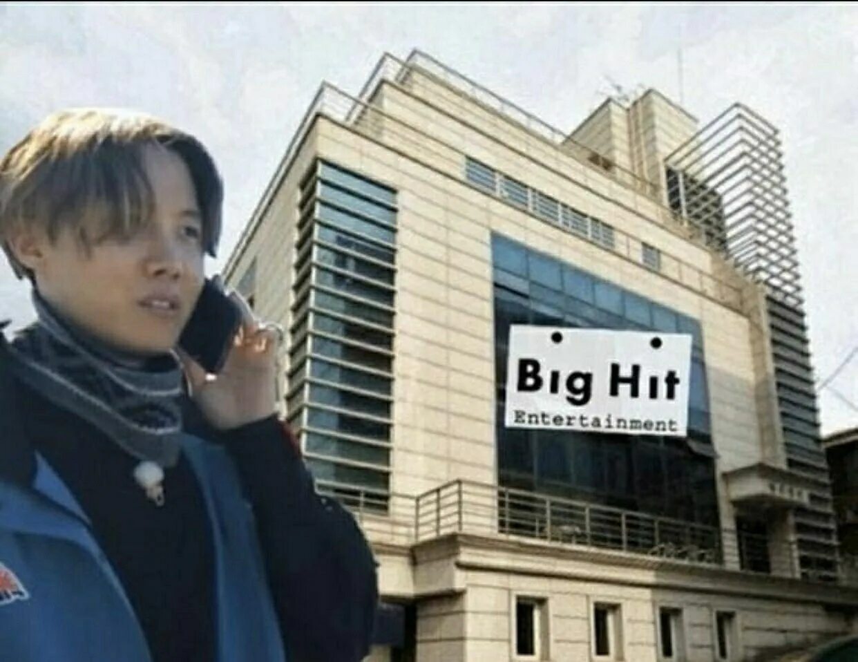 Big Hit Entertainment директор. Big Hit здание. Big Hit Entertainment здание внутри. Биг хит Интертеймент внутри.