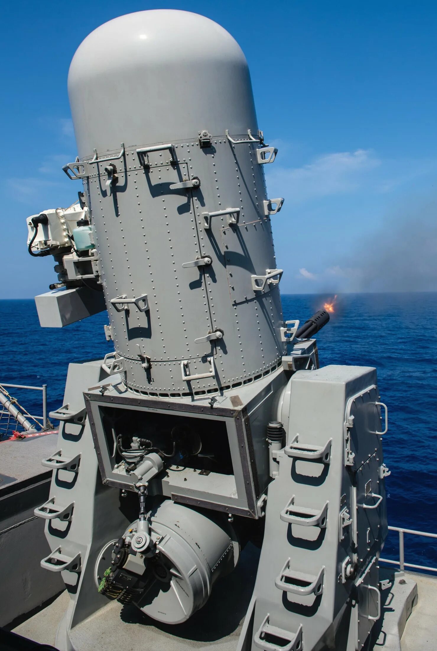 MK-15 Phalanx. MK 15 Phalanx CIWS. Mk15-CIWS. 20-Мм Mark 15 Phalanx CIWS,. C ram ciws