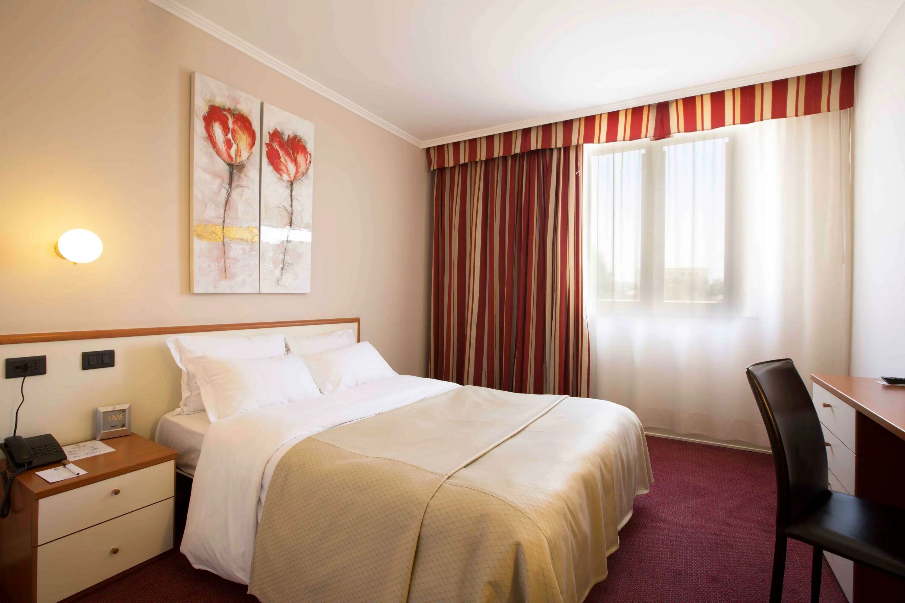 отель best western plus congress hotel. отель панорама резорт. Unique hotel ереван. ереван отели недорого с завтраком. Europe 4* армения отель.