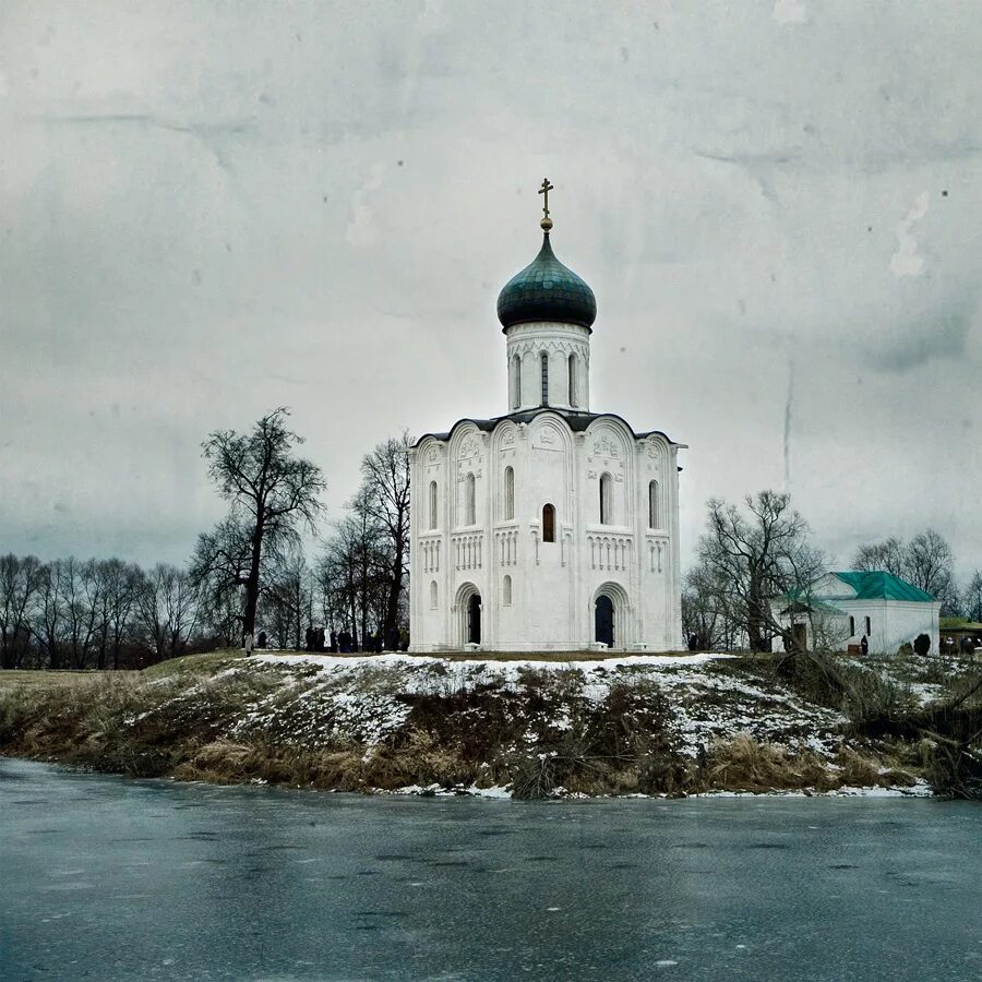 В каком веке построили церковь покрова. Храм Покрова на Нерли 1165. 2. Церковь Покрова на Нерли. 1165 Г.. Церковь Покрова на Нерли 1165 год. Церковь Покрова на Нерли 1165 сейчас.