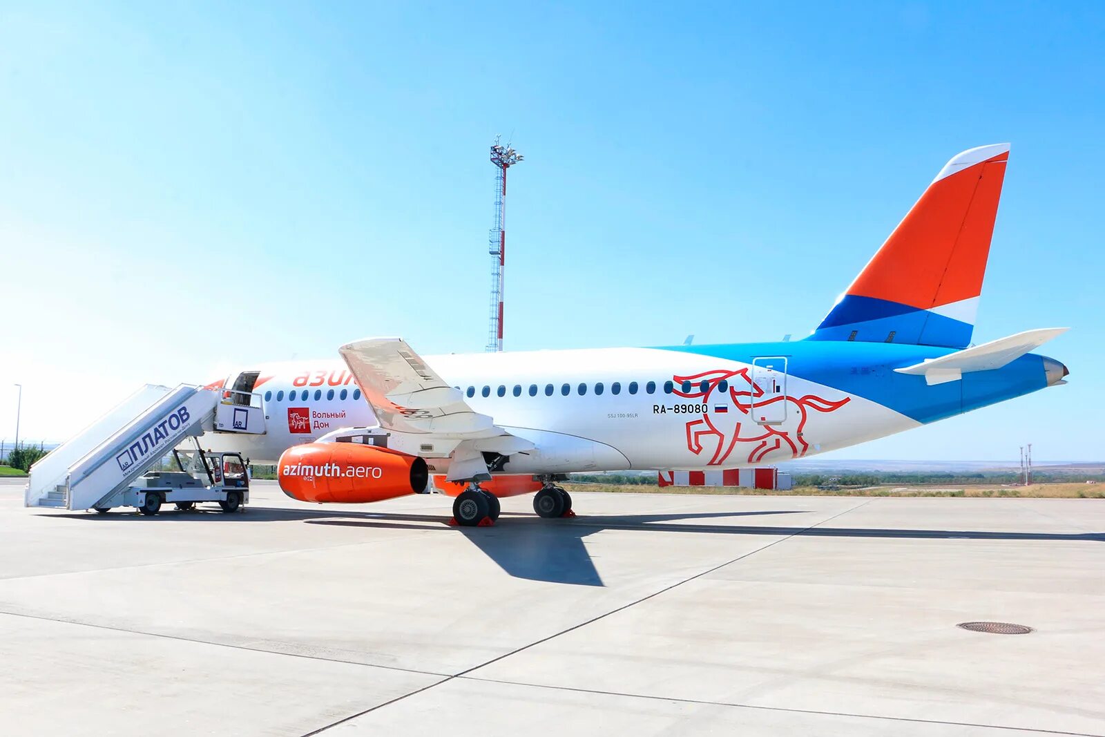 Red wings airlines авиакомпании россии. стюардессы авиакомпании s7 airlines. авиакомпания россия. авиакомпания s7 airlines бортпроводники. стюардессы s7 airlines толмачево.