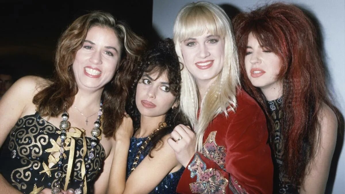 Bangles walk like an. Группа the bangles. bangles 1986. группа the bangles 80х. the bangles 1988.