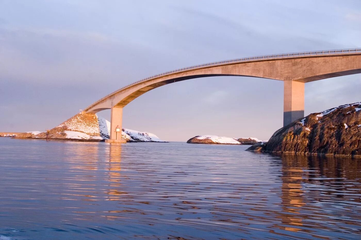 Атлантическая дорога. Атлантическая дорога Норвегия. Атлантик роуд в Норвегии. Мост в Норвегии. Мост через Атлантический океан.