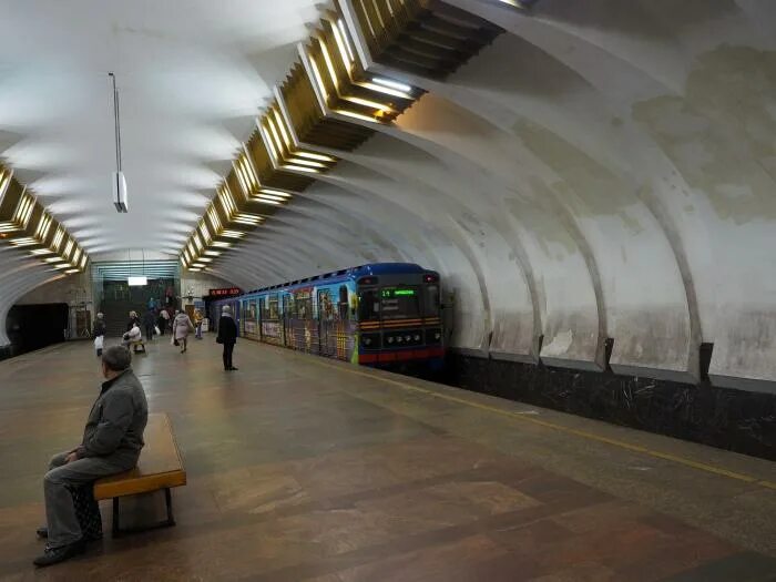 Чкаловская (станция метро, нижний новгород). Нижегородский метрополитен станция буревестник. Станция ленинская нижегородский метрополитен. Горьковская (станция метро, нижний новгород). Станция метро ленинская нижний новгород.