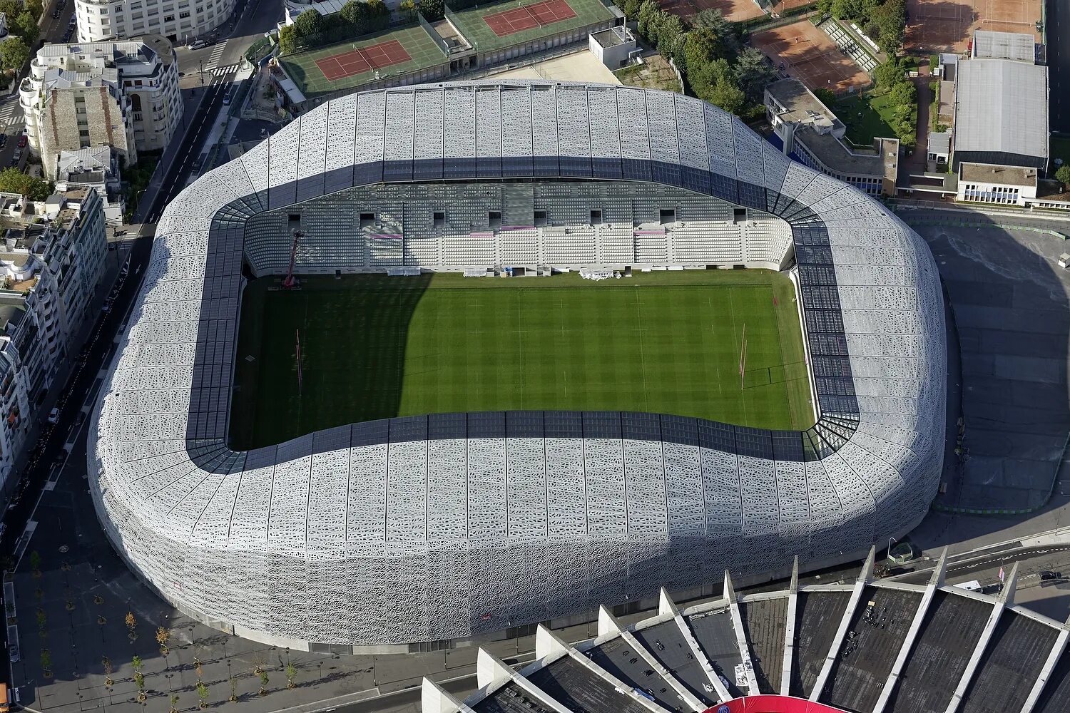 Stadium build. Stade Jean-Bouin Париж Франция футбольный стадион. Stade Jean Laville Геньон Франция футбольный стадион.