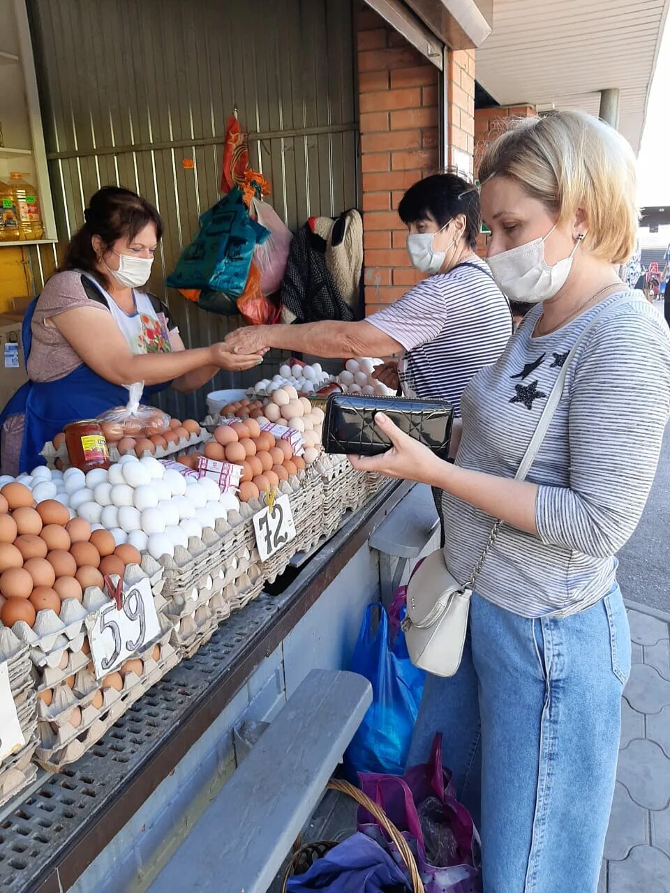 Новости батайское время. Погода в Батайске. ТД Центральный Батайск. Батайск климат. Сотрудники ТД Центральный Батайск.