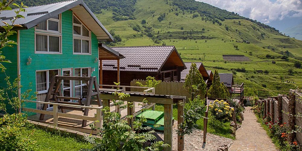 панорама владикавказ фиагдон. снять дом в фиагдоне. коттеджи в фиагдоне. гостиница forest фиагдон. фиагдон северная осетия коттеджи.