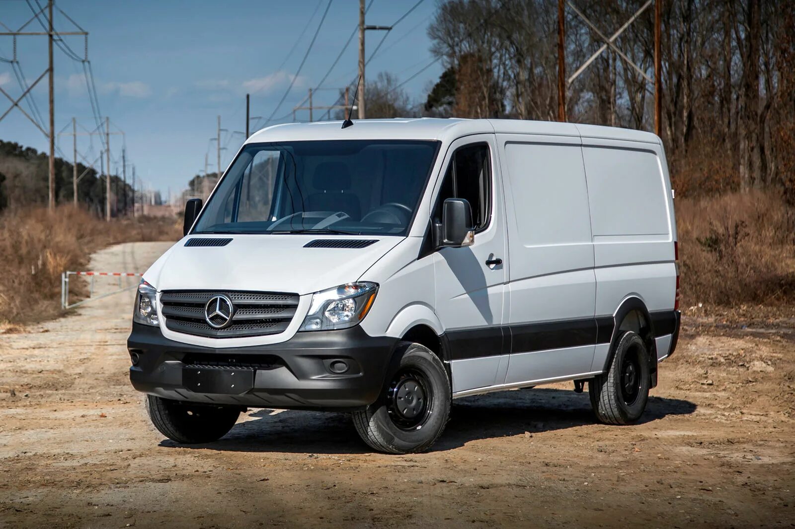 Купить мерседес спринтер грузовой. Mercedes-Benz Sprinter. Mercedes-Benz Sprinter 2500. Мерседес Спринтер 4 м. Mercedes Benz 2500 Sprinter van.