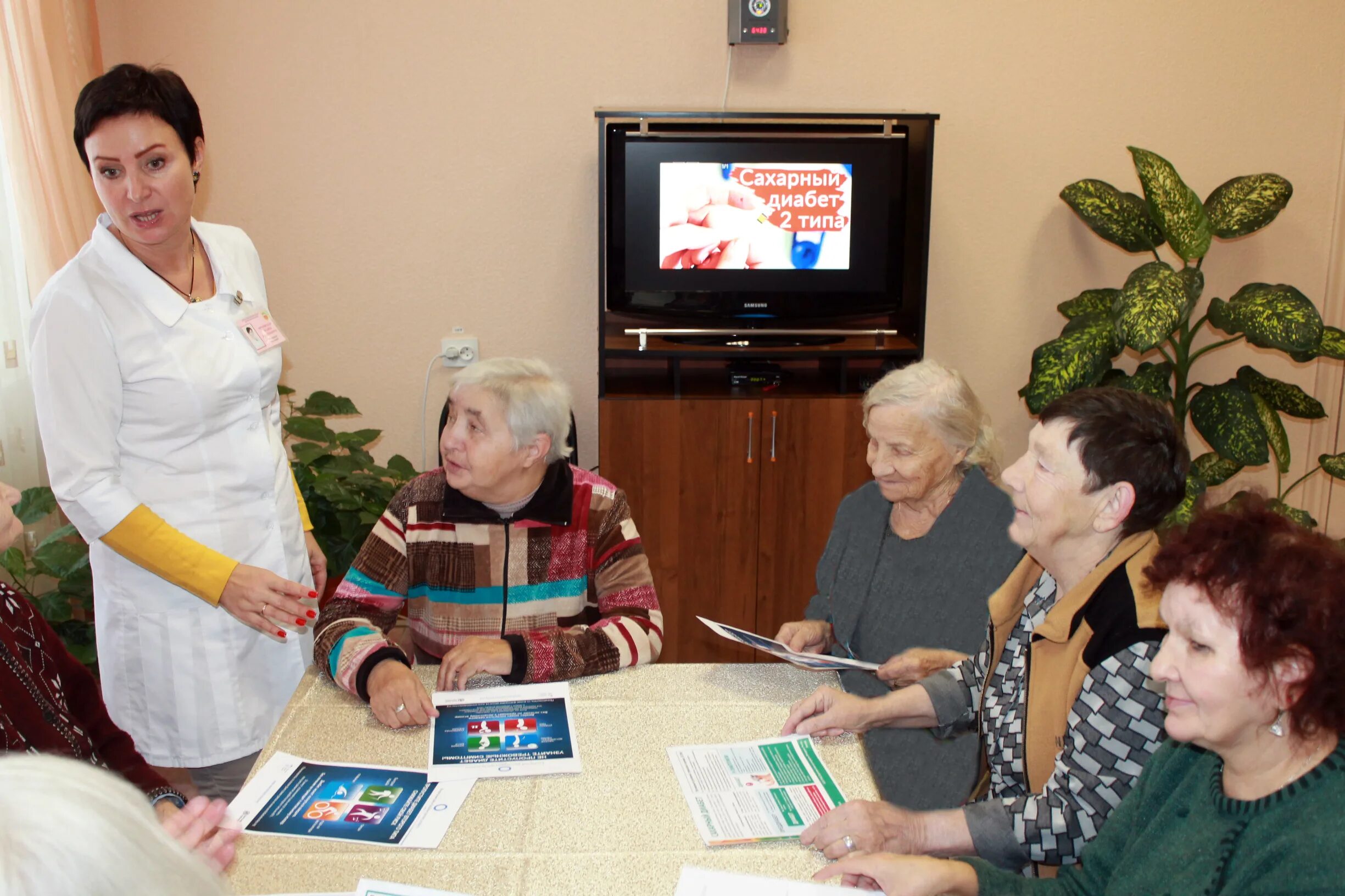 Некрасовский дом интернат престарелых. Туношна пансионат для престарелых ярославль. Некрасовской интернат для престарелых и инвалидов. Некрасовский дом интернат ярославская область. Некрасовский дом интернат престарелых.