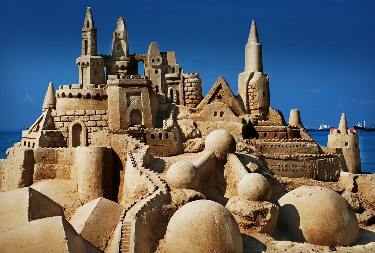 Make a sand castle. Песочный замок. Замок из песка. Красивый замок из песка. Красивый песочный замок.