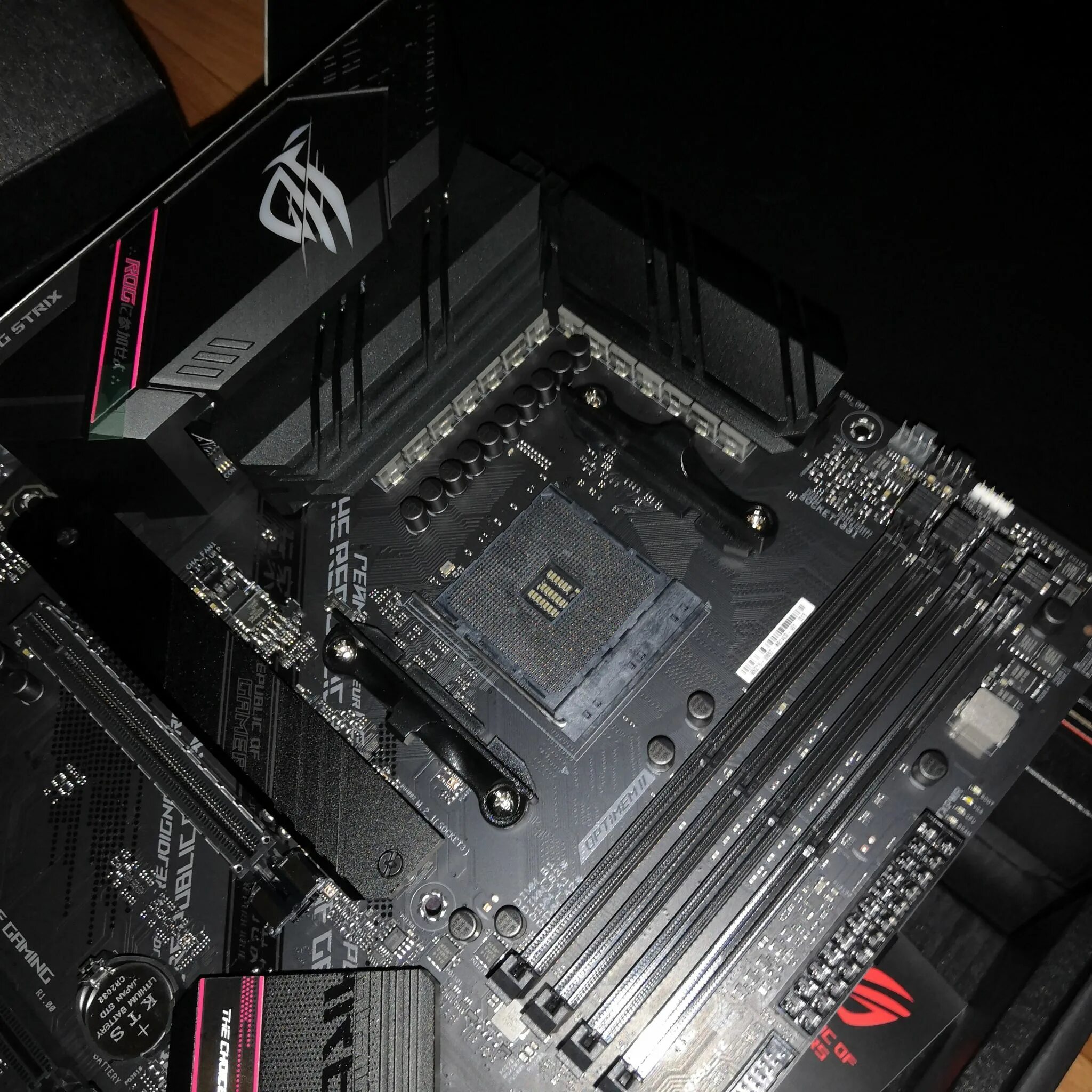 ASUS ROG b550. ASUS ROG Strix b550-f Gaming. ASUS ROG Strix b550. ASUS am4 b550 ROG Strix b550.