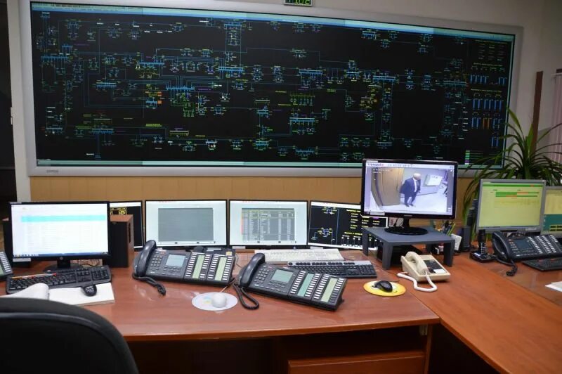 Цус москва россети. Центр управления электросетями. Digital. Щит управления московского рду. Диспетчерское управление рду со еэс.
