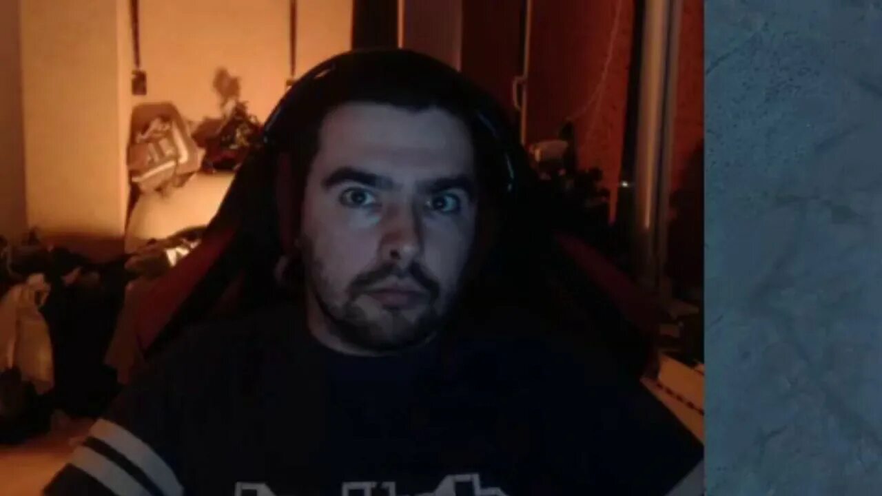 Stray 228 твич. Стрей стример. Стрей стример. Stray 228 2022. Олег бочаров стример.