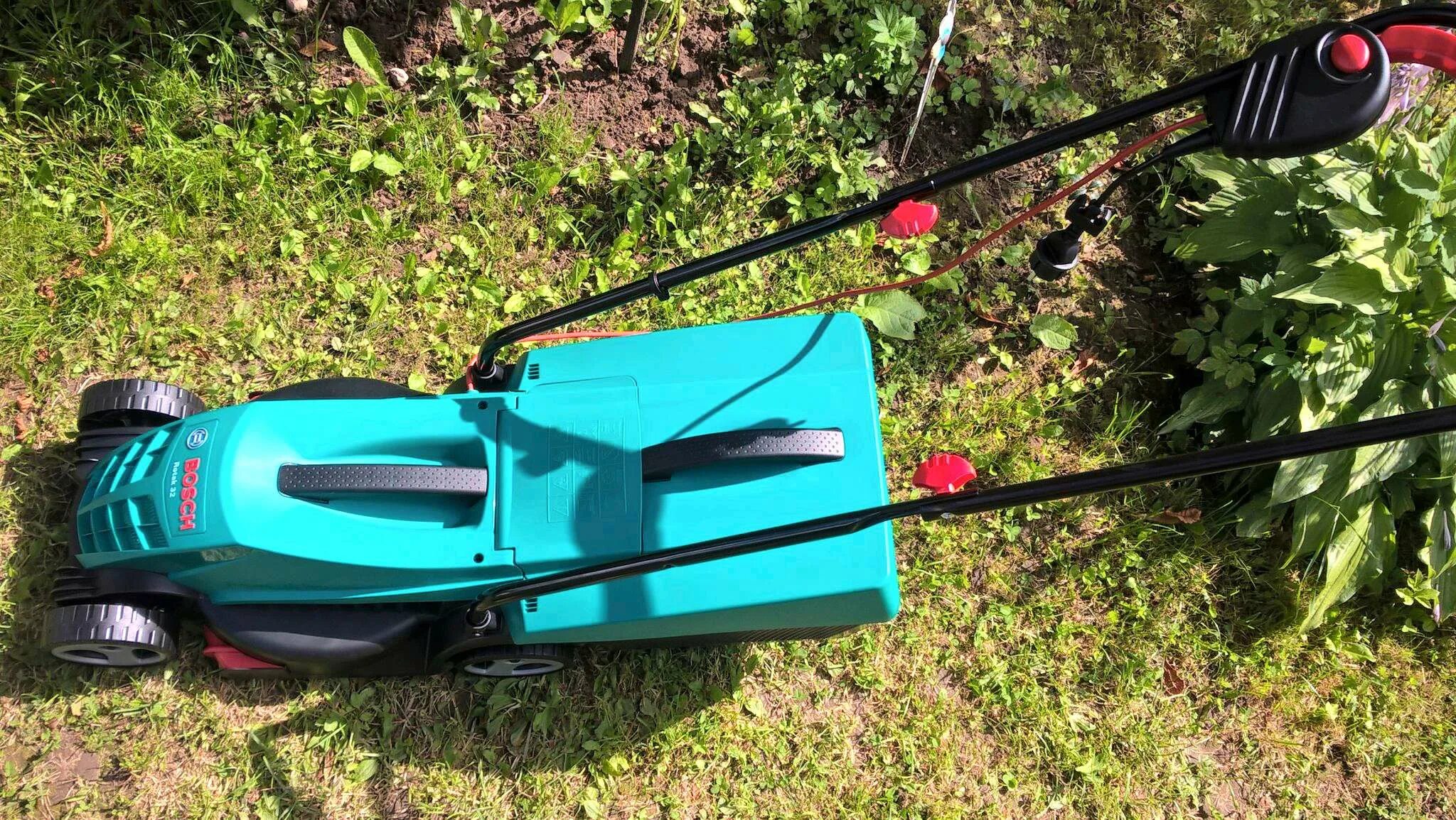 B00). B00). Bosch rotak 32. 885. Газонокосилка bosch rotak 32 li 0600885d06.