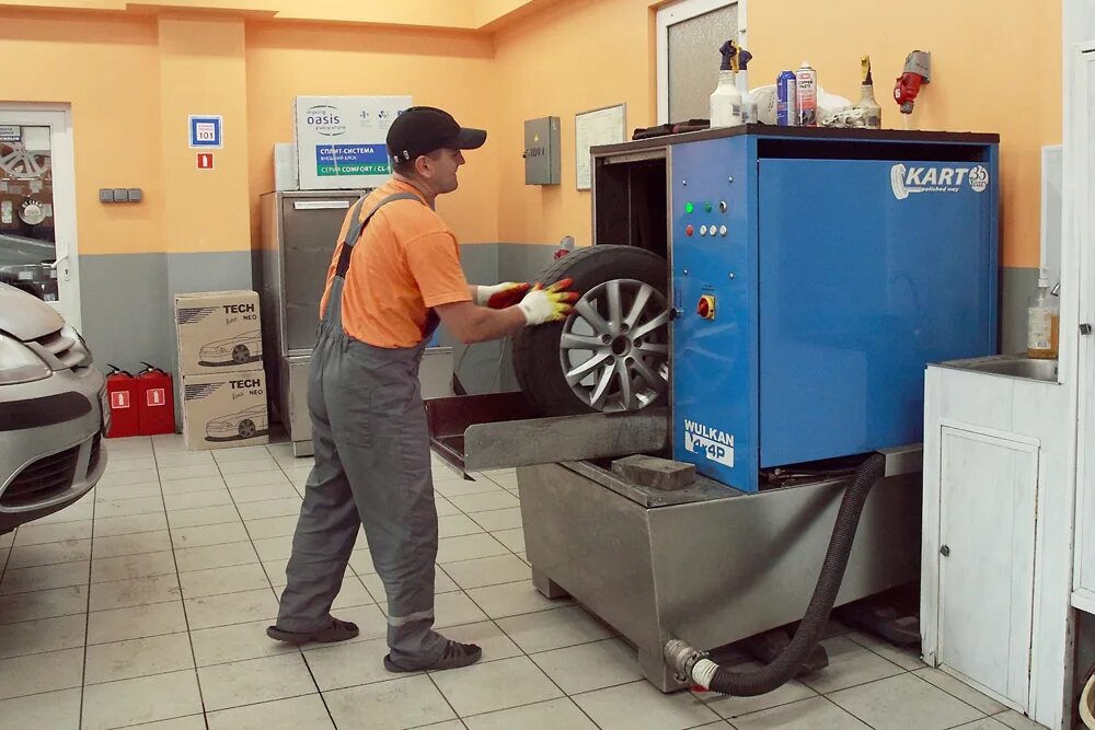 Шинный центр вианор тверь. Иванор шины спб. Иванор шины спб. Воронеж шинный шинный центр. Vianor шинный центр.