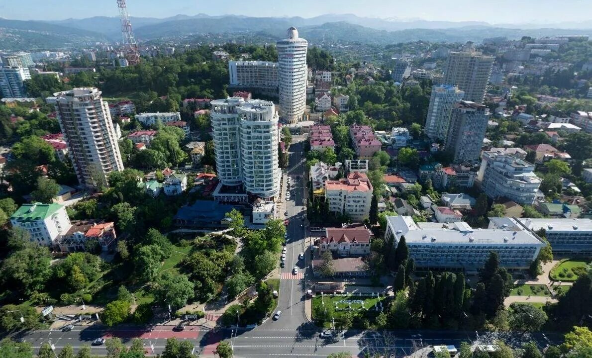 Сколько живет в сочи. Сочи населенность. Население города Сочи. Население Сочи 2023. Сочи Адлер население.