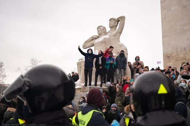 10. Митинги 11. Митинги, собрания демонстрации в россии. Митинг. В поддержку российской армии.