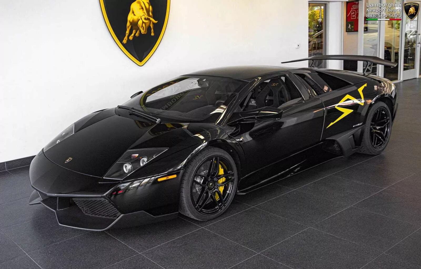 под ламборгини. под ламборгини. ламборгини авентадор 2005. Lamborghini v12. под ламборгини.