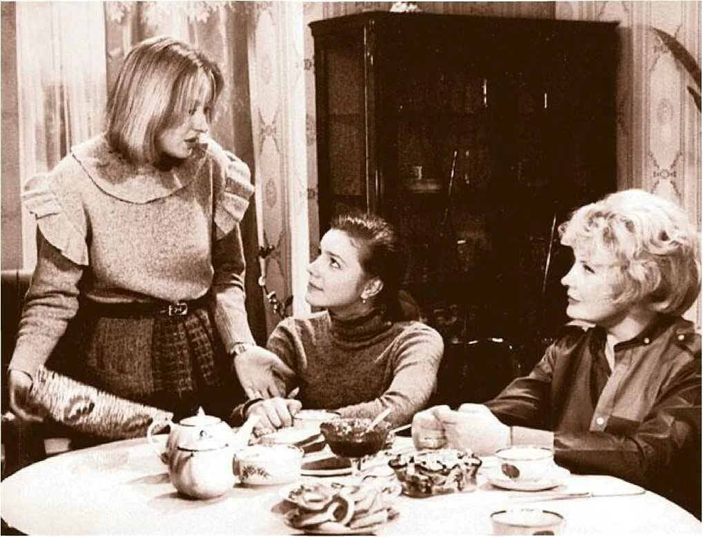 Валентин и Валентина (1985) - кадры из фильма - советские фильмы - Кино-Театр.Ру