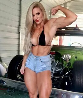 Barbie Titus 