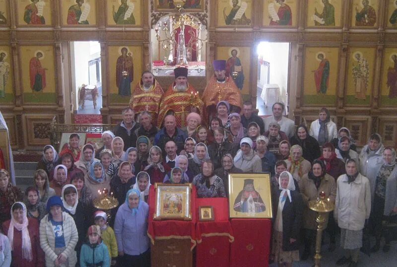 П красноярский оренбургская. Храм в Айдырля Кваркенский район. Кваркенский район поселок Красноярский. Церковь п.Красноярский Кваркенский район. Церковь п.Айдырля Красноярск.