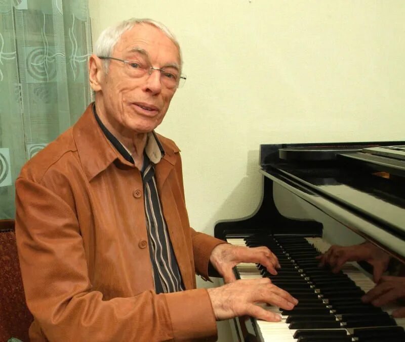 Зацепин композитор биография где живет. Зацепин композитор биография где живет. Зацепин композитор. Зацепин композитор. Зацепин композитор.