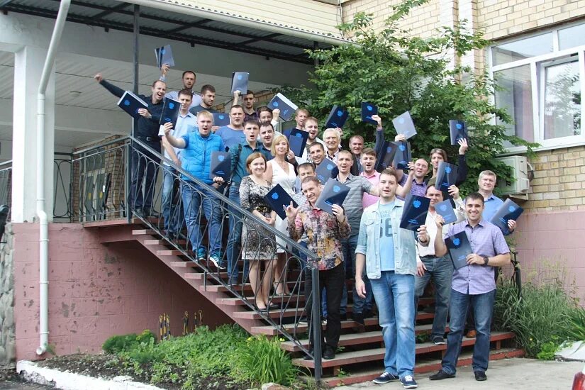 Институт общения. Дальневосточный институт коммуникаций. двик владивосток. дальний восточный институт коммуникаций. двик владивосток официальный.