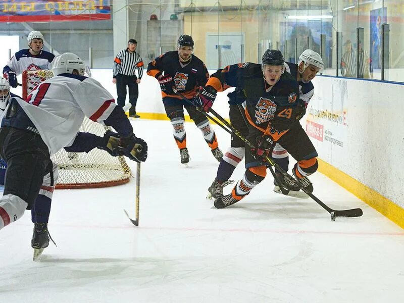 Черненко леонтий хоккеист лхл. Лхл исаев антон андреевич. Клубы лиги. Лхл 77 любительская хоккейная лига расписание. Любительская хоккейнаялига"лхл-77.