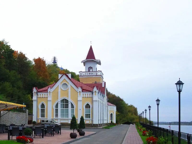 Сарапул экскурсии. Камский доктор дом башенина. Дом купца башенина. Сарапул экскурсии. Поездка в сарапул самостоятельно.