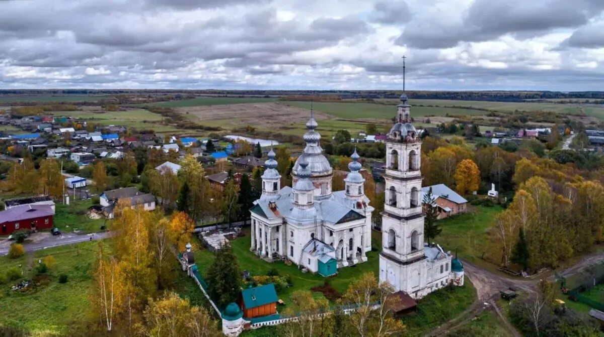 Гранино ивановской области. Острецово Ивановская область храм. Острецово Родниковский район храм. Село Острецово Ивановская область Родниковский район. Троицкий храм в Острецово Родниковского района Ивановской.