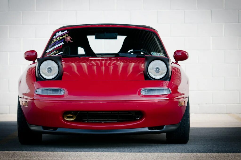 Swing car до какого возраста. Car happy нижний новгород. Хэппи кар. Аттракцион качалка машинка tecway. Premium smile логотип.