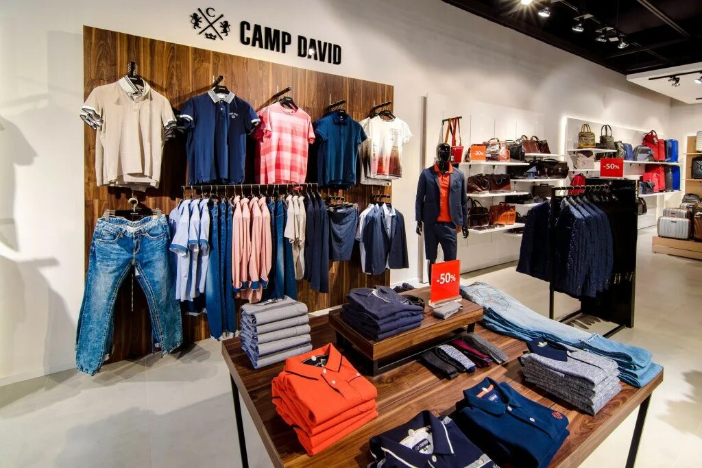 Camp shop. Кэмп Дэвид. Кэмп Дэвид резиденция. Кэмп Дэвид Авиапарк. Кэмп Дэвид одежда.