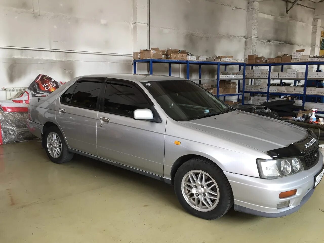 Nissan Bluebird u14. Nissan Bluebird u14 SSS. Nissan Bluebird u14 занижение. Nissan Bluebird 2001. Ниссан блюберд купить в омске