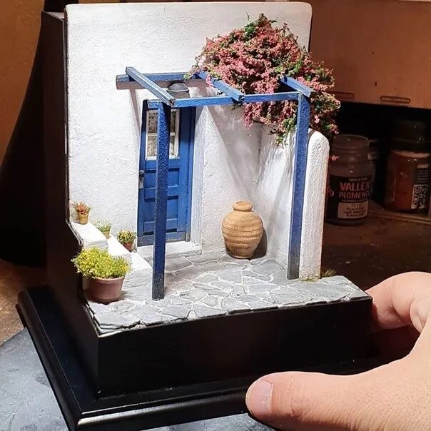 Fill in miniature artistic box. Андреас роусоунелис. Andreas rousounelis.