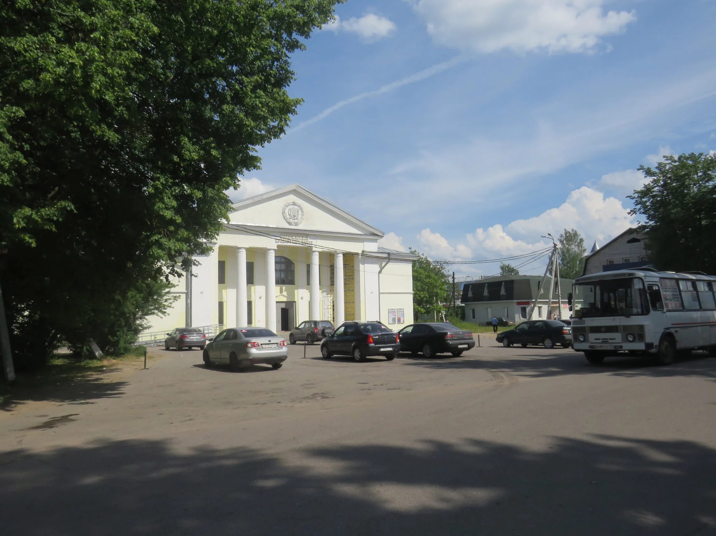 станция вырица. храм иконы божией матери вырица. вырица ул жертв революции 20. вырица ул жертв революции 20. посёлок вырица ленинградская область.