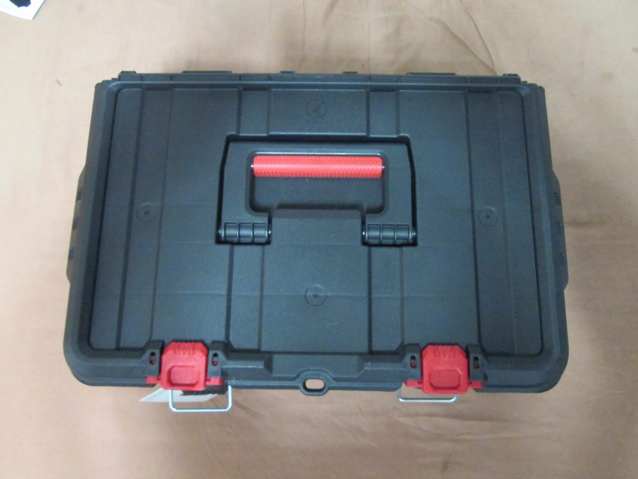 Keter stack s system. Ящик для инструмента keter toolbox 26. ящики для инструментов keter stack n roll. ящик keter outback 60 л. ящик stack&#039;n roll tool box black keter.