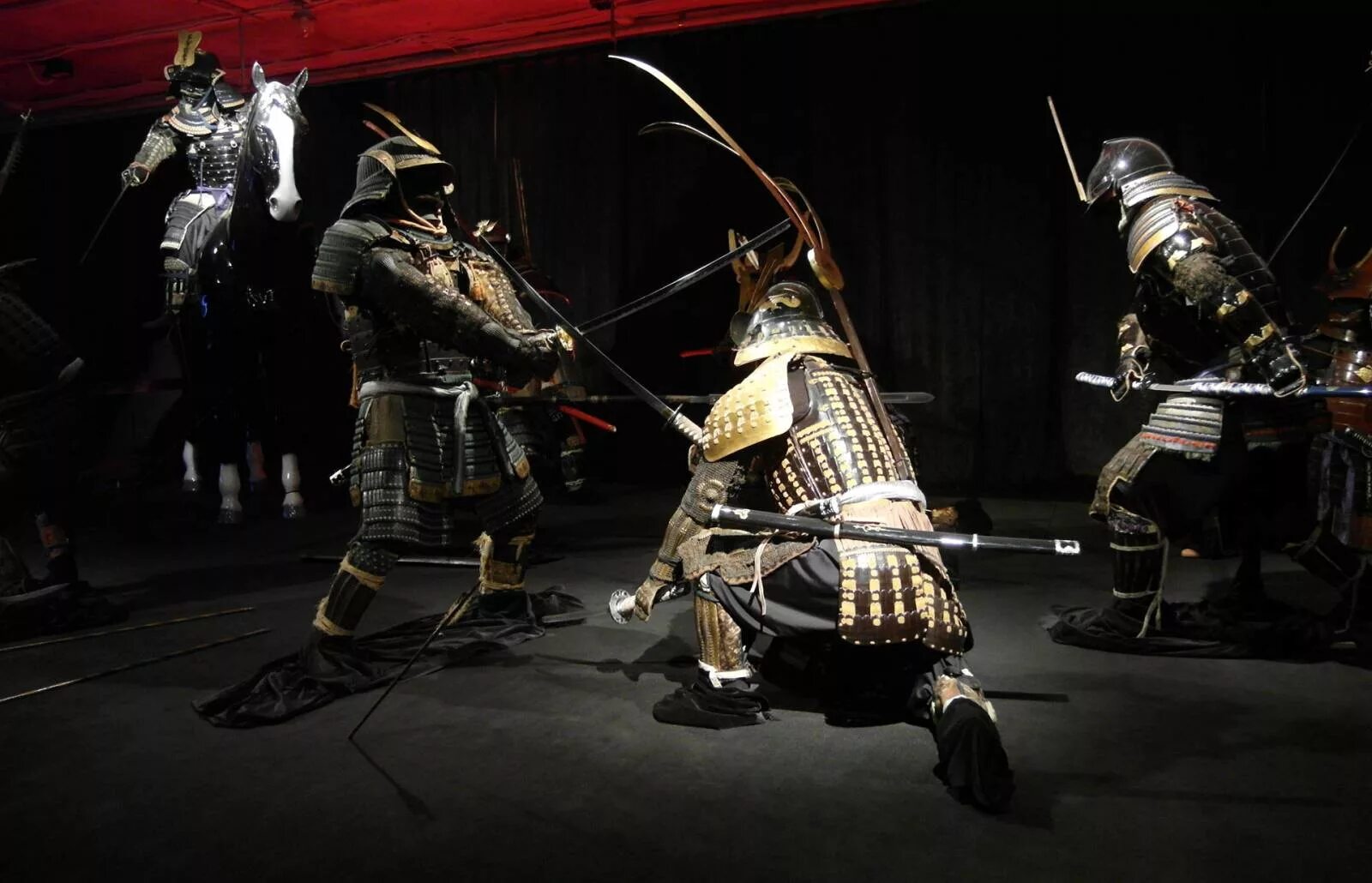 японская броня самурая пехотинцев. посвящение бой. вдв дшб спецназ. роберт гасымов киров мма. посвящение бой.