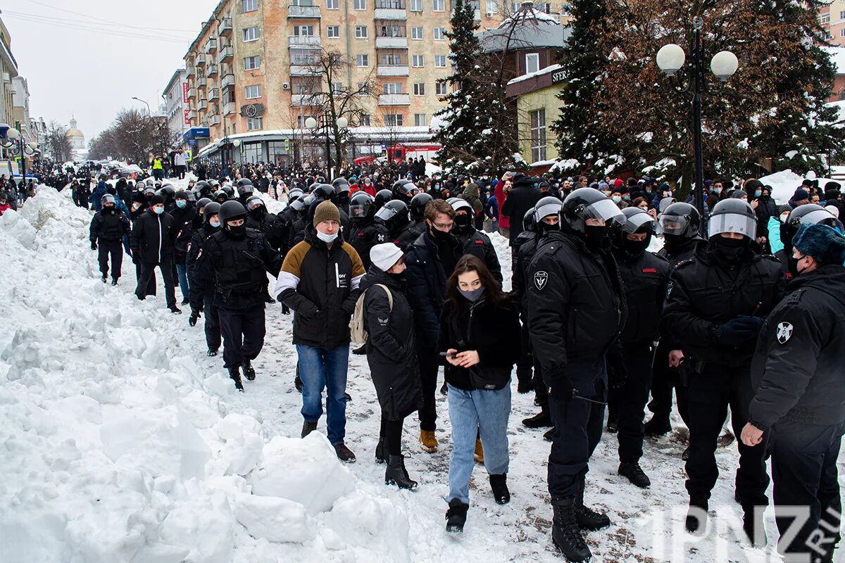 Новости какой год. Митинг в Пензе. Митинг 23 января 2021. Митинги Навального 2021. Митинг Навальный Пенза.