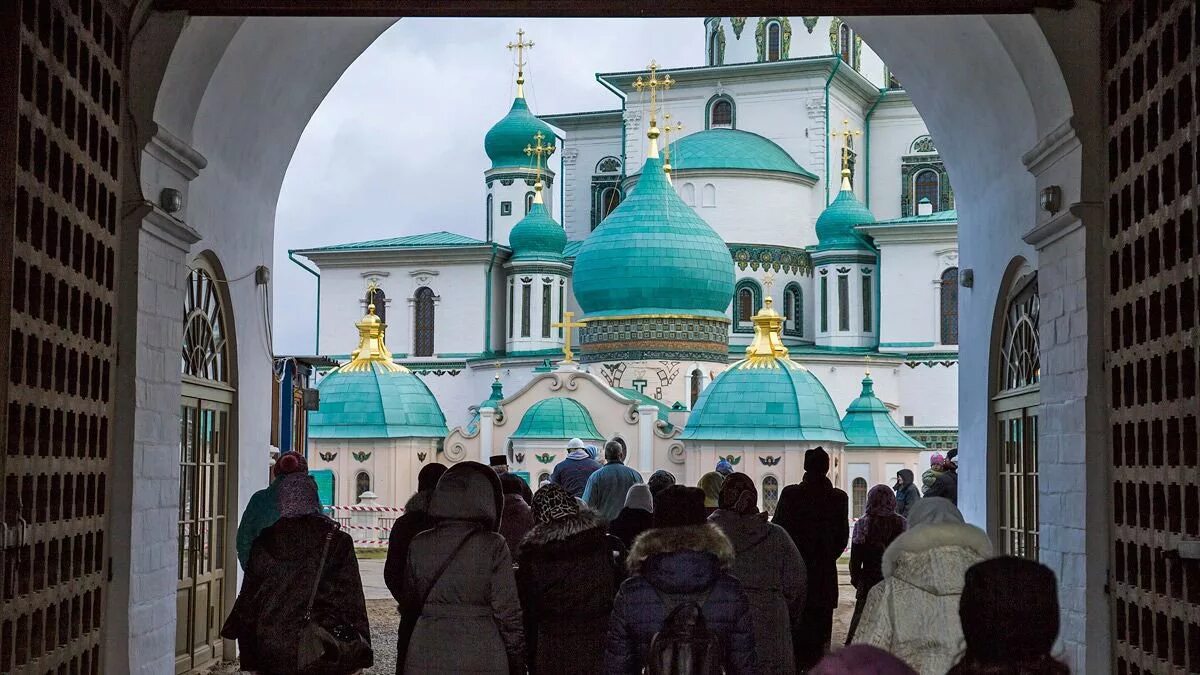 Новоиерусалимский монастырь Валаам. Монастырь Новоиерусалимский экскурсии туристы. Паломническая поездка в новый Иерусалим. Половничество