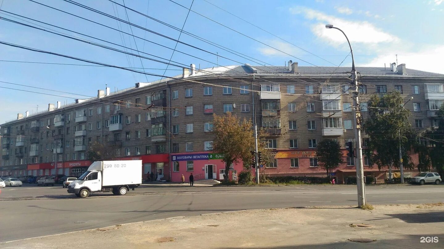 Сибиряков гвардейцев 32. Улица сибиряков-гвардейцев новосибирск. сибиряков гвардейцев 1. площадь сибиряков-гвардейцев. сибиряков-гвардейцев, 58/1.