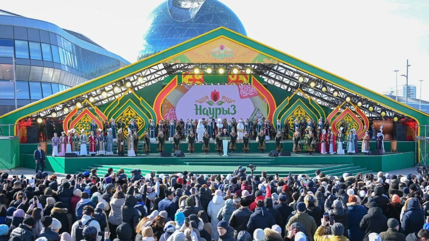 Наурыз в Астане 2023. Празднование Наурыза в Казахстане. С праздником Наурыз. С праздником Наурыз мейрамы.