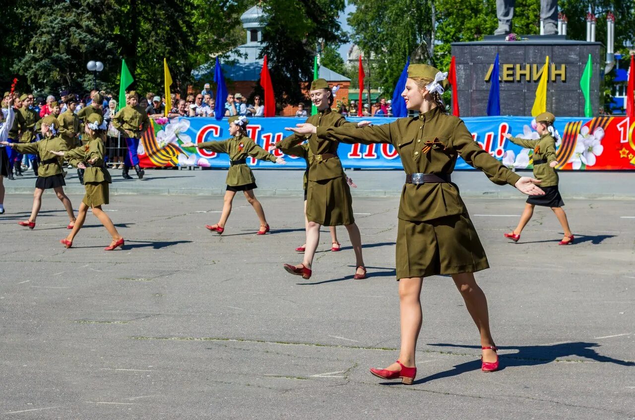 Урюпинск 9 мая 2024. Урюпинск день города. Урюпинск 9 мая 2024. В урюпинске день города никакого концерта там нету. Битва за урюпинск.