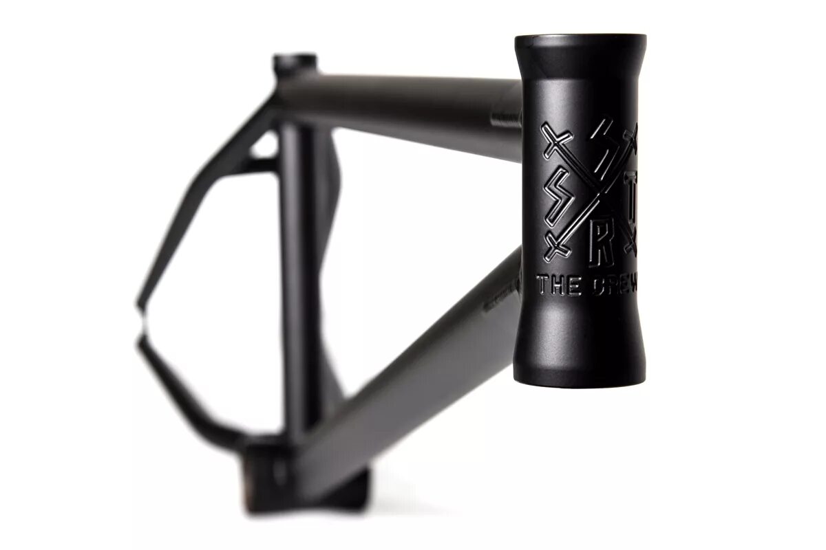 Rocket crew танец. Форма коламбус крю. Crew 2019. Сара джонс ради всего человечества. Экипаж 2019.