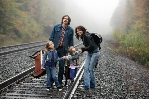 Трек family