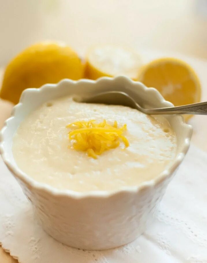 Манка манный. Манная каша. манка каша. semolina porridge. каша манная молочная.