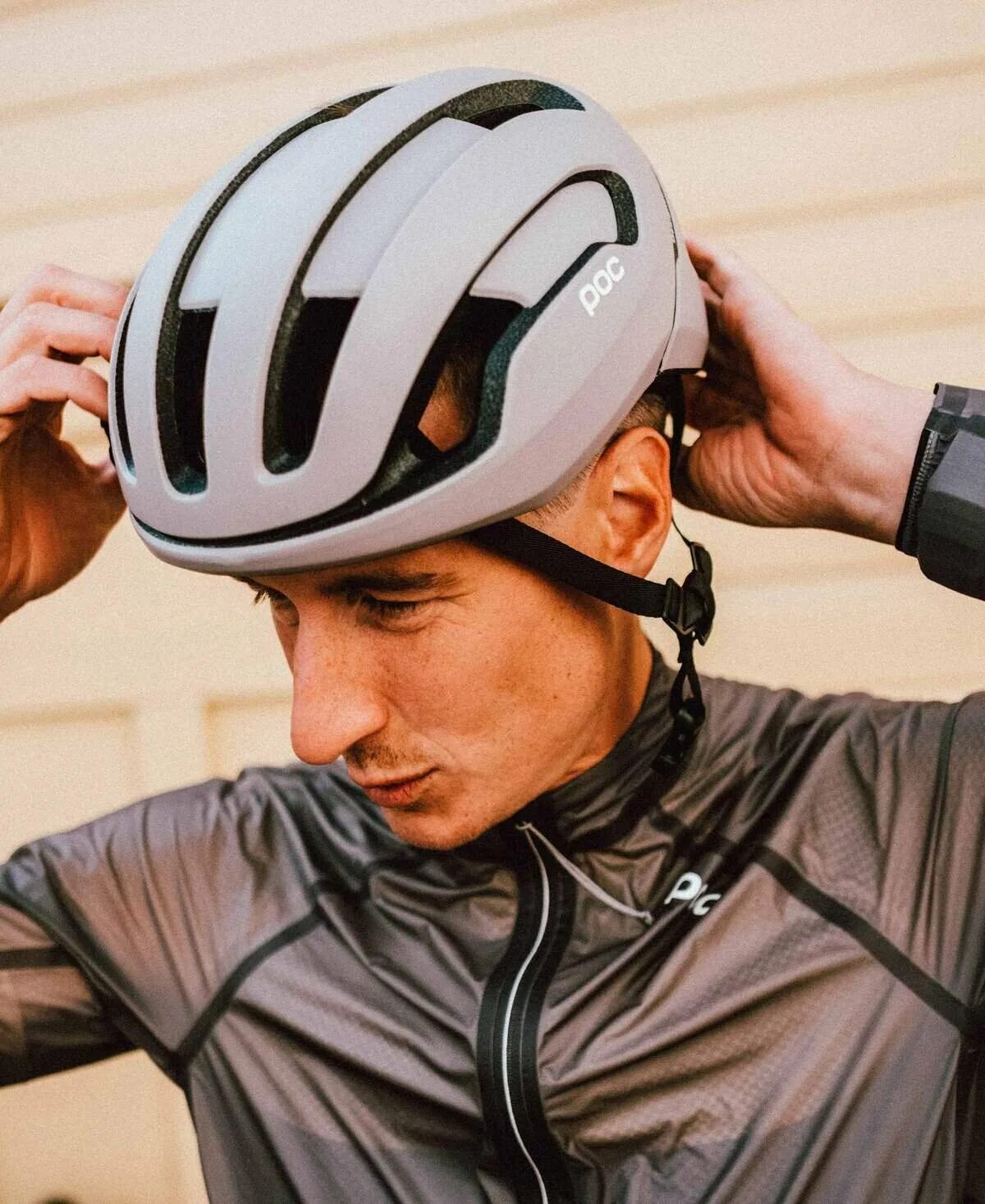 Spinning air. Шлем POC Omne Air Spin. Велошлем POC Omne Air MIPS. POC Omne Air Spin Bike Helmet. POC ventral Spin Helmet.