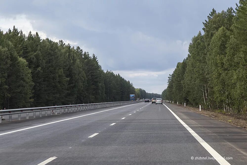 Екатеринбург челябинск км на машине. ЕКБ-Челябинск дорога. Трасса Челябинск Екатеринбург. Дорога на Челябинск из Екатеринбурга. Дорога до Челябинска из Екатеринбурга.