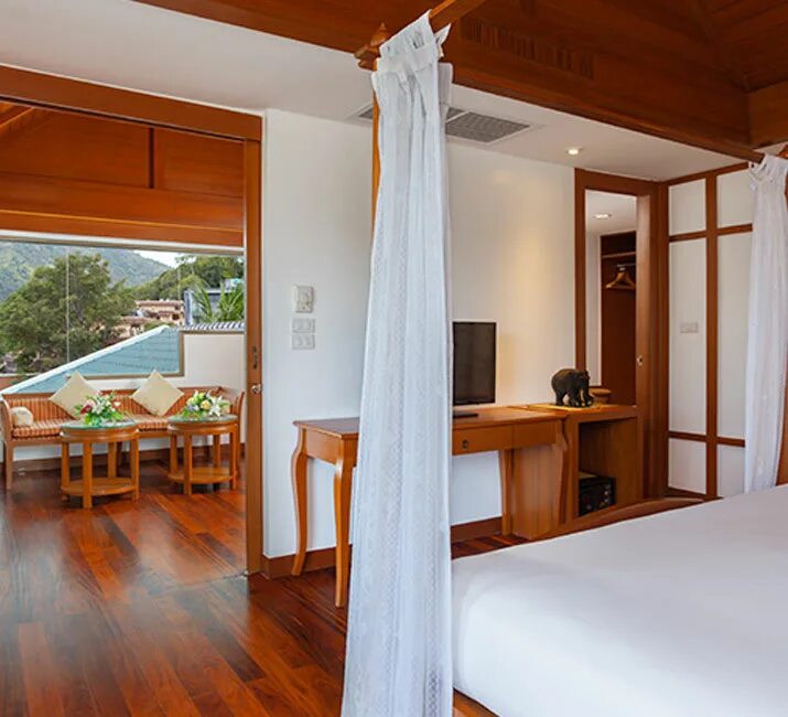 Exclusive spa suite. Premier suite. Грин флоу отель красная поляна. Premier suite. Номер executive в отеле 5 звезд.